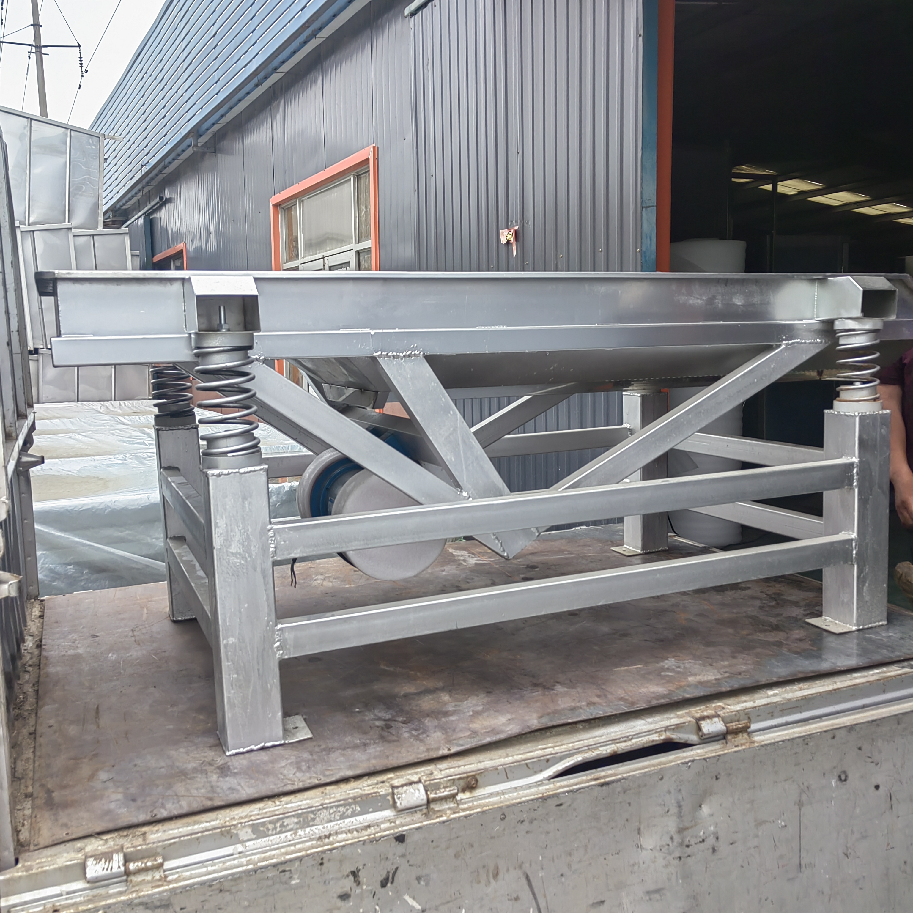 迪生機械——小型豆芽去殼脫皮機發貨天津